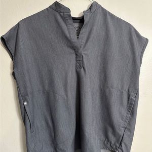 Figs Rafaela Oversized scrub top!